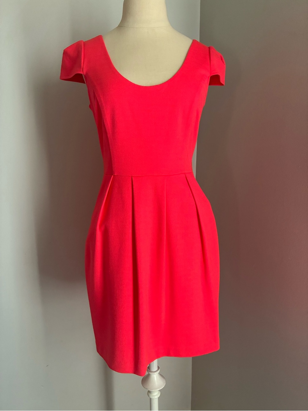 Amanda Uprichard Vibrant Red Cap Sleeve Sheath Dress with Pockets Size M